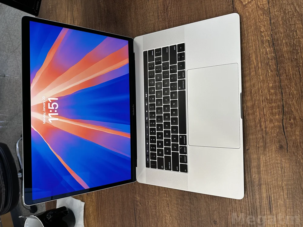 MacBook Pro 15” — фото 1