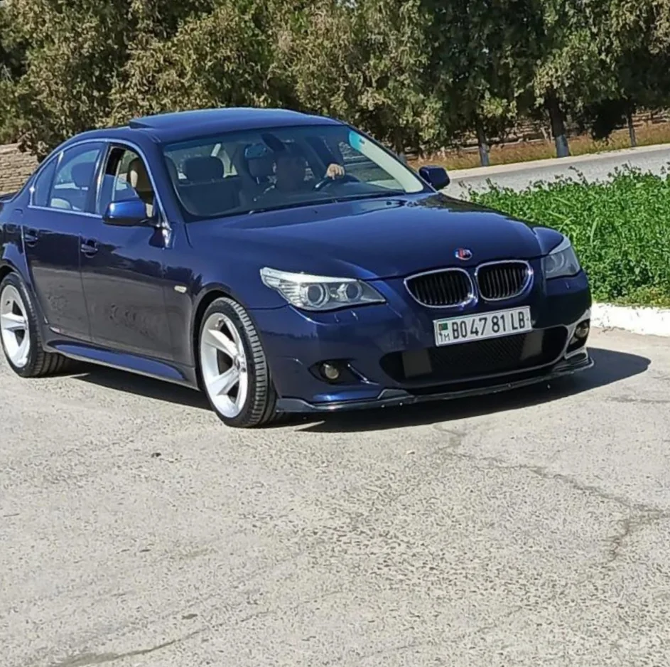 BMW 5 Series — фото 1