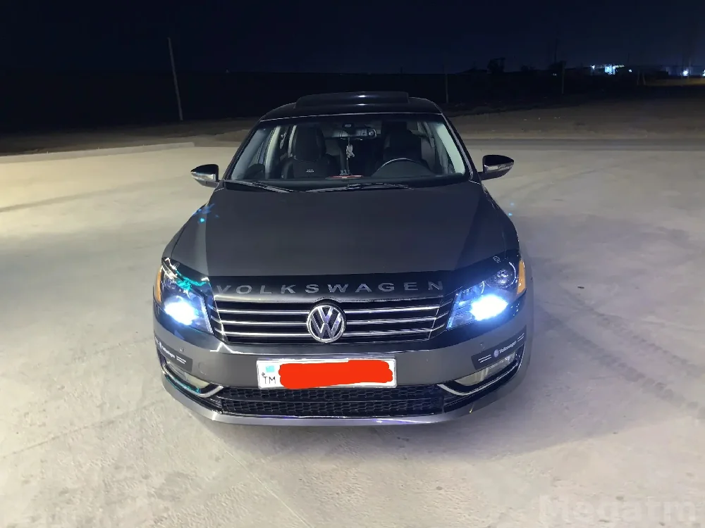 VOLKSWAGEN PASSAT — фото 1