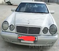 MERCEDES E-CLASS