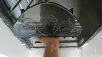 спидометр w211