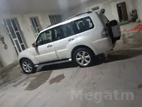 MITSUBISHI  PAJERO